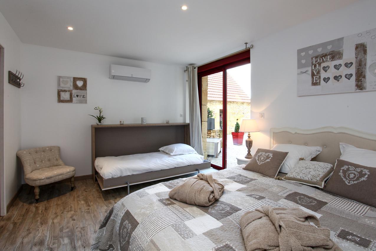 L'Evidence Bed & Breakfast La Chapelle-Aubareil Exterior photo